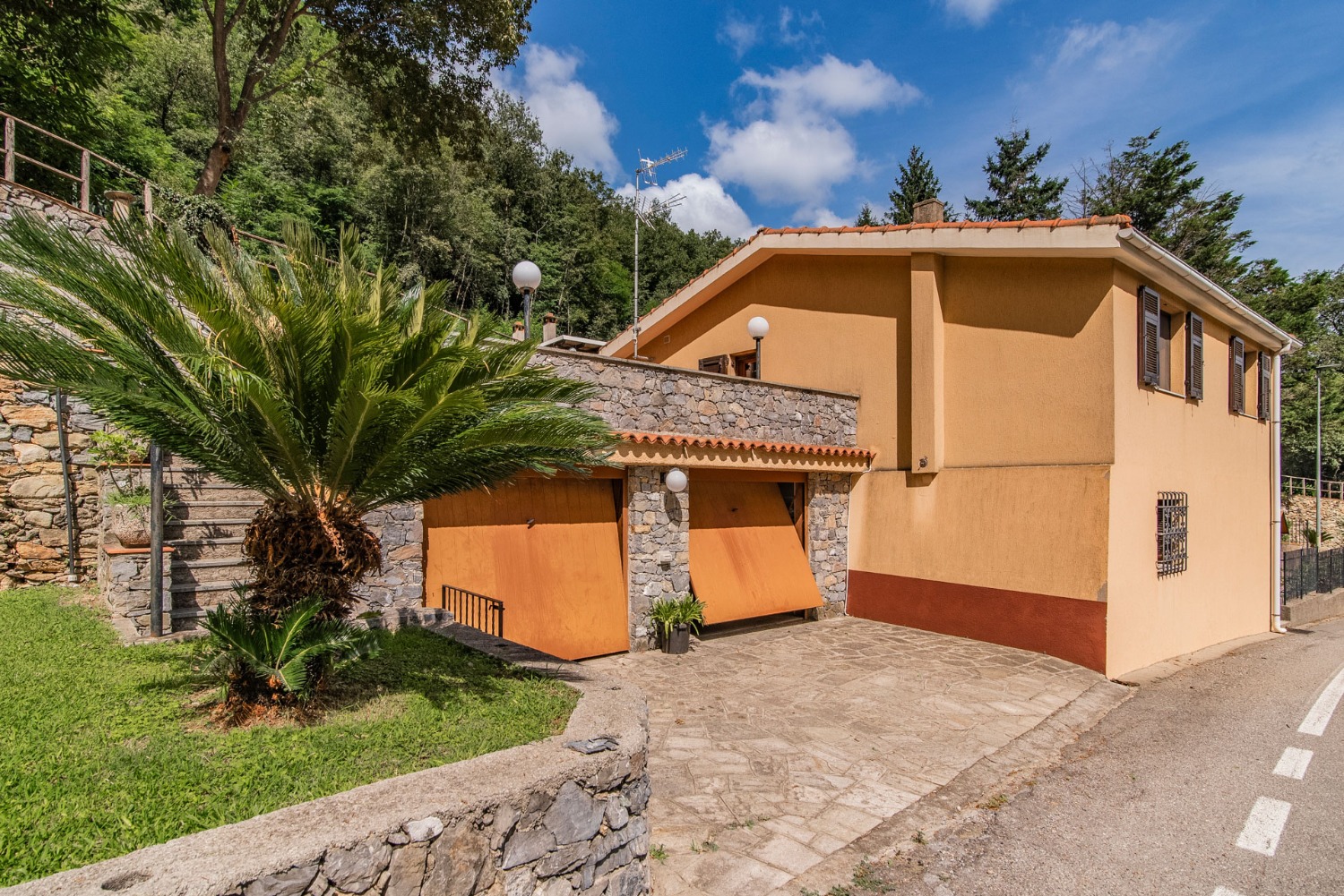 ELEGANZA MEDITERRANEA