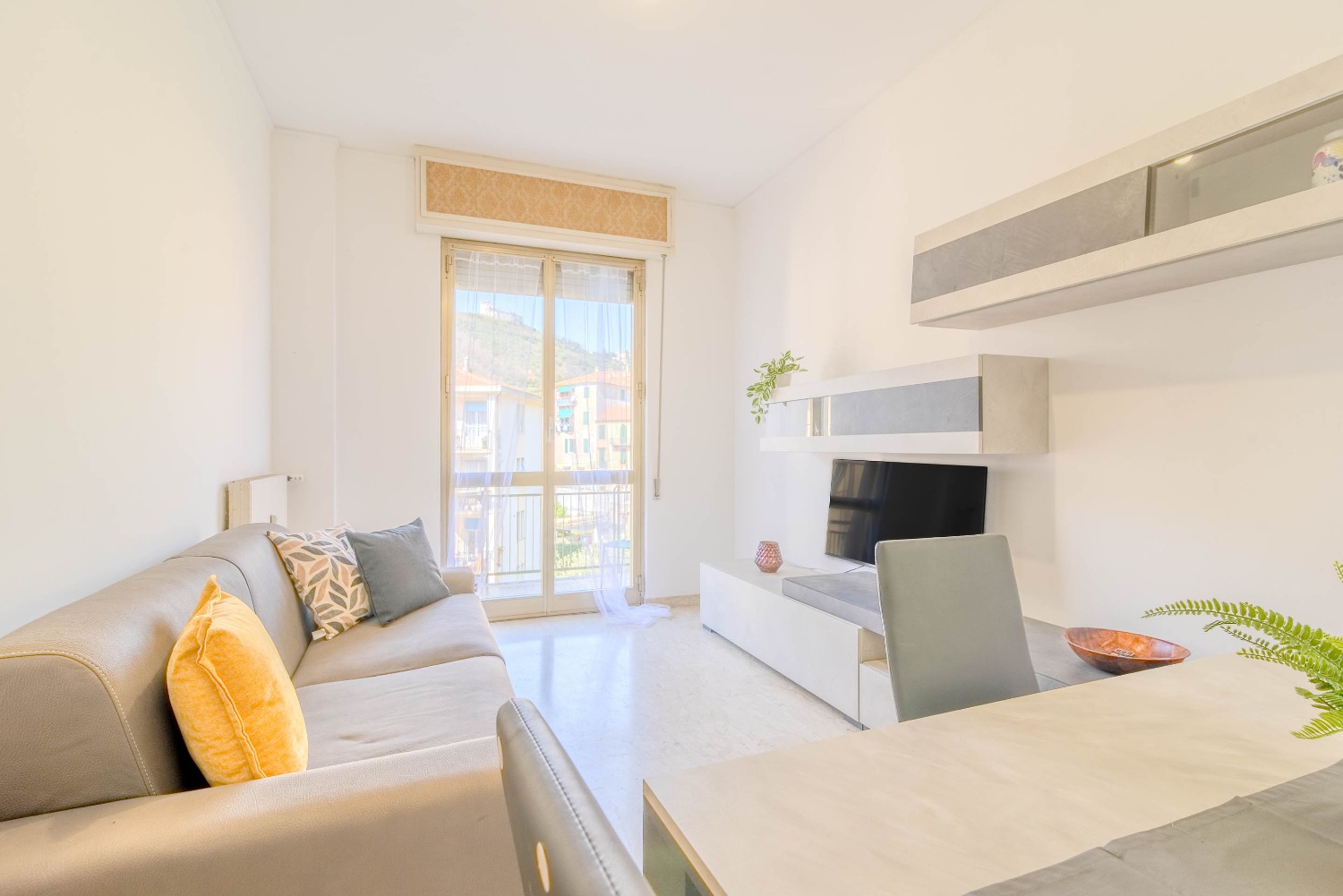 Trilocale a due passi da Finalborgo