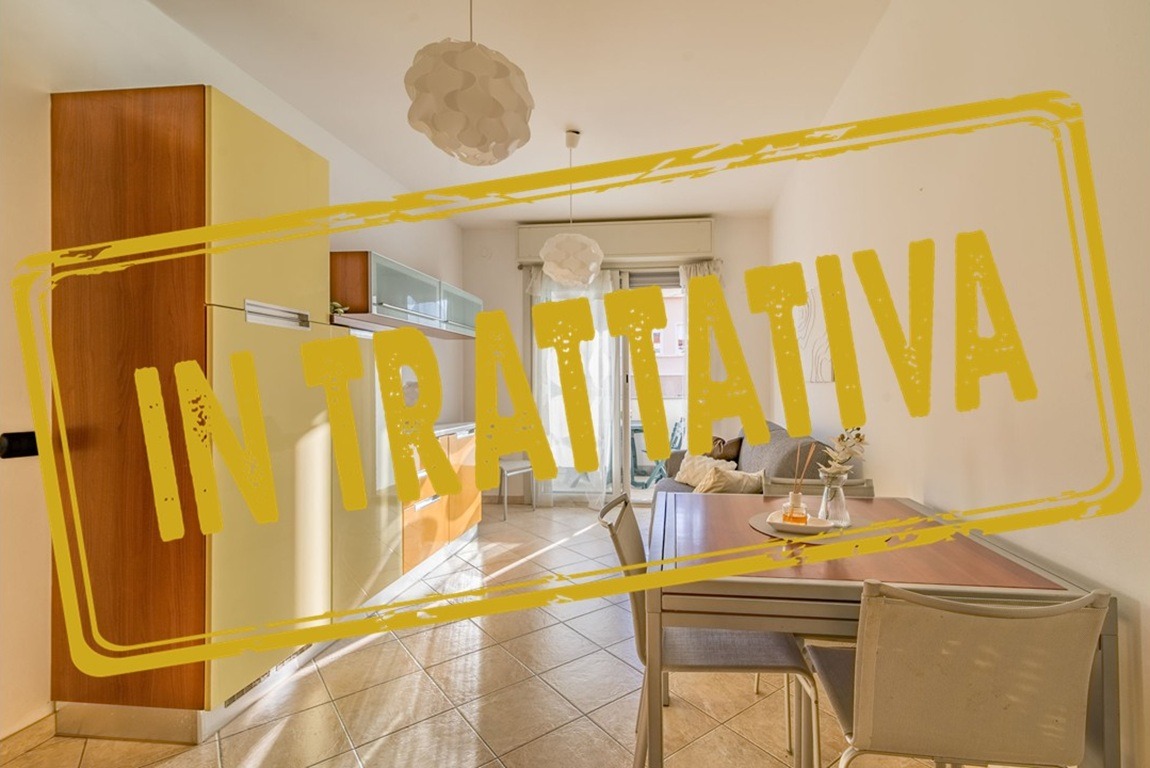 LUMINOSO BILOCALE CON AMPIO BALCONE