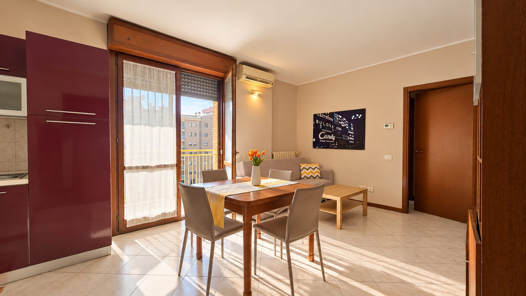 Bilocale con terrazzo e box
