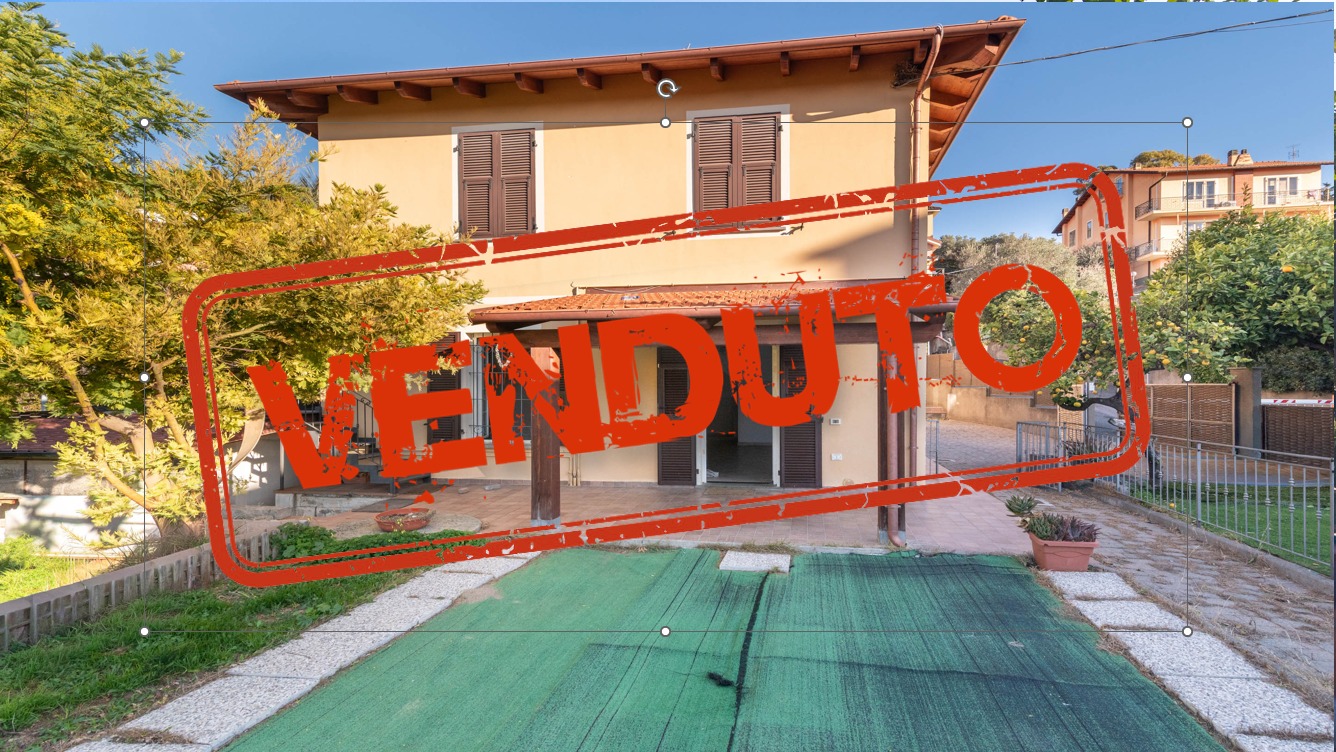 QUADRILOCALE A DUE PASSI DAL MARE!!!