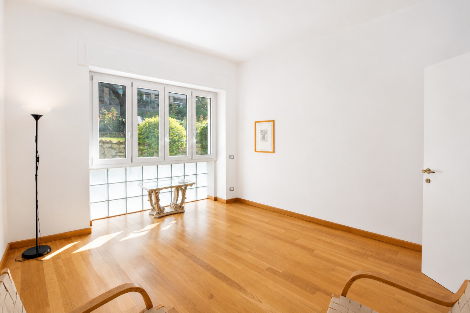 Gallery 7