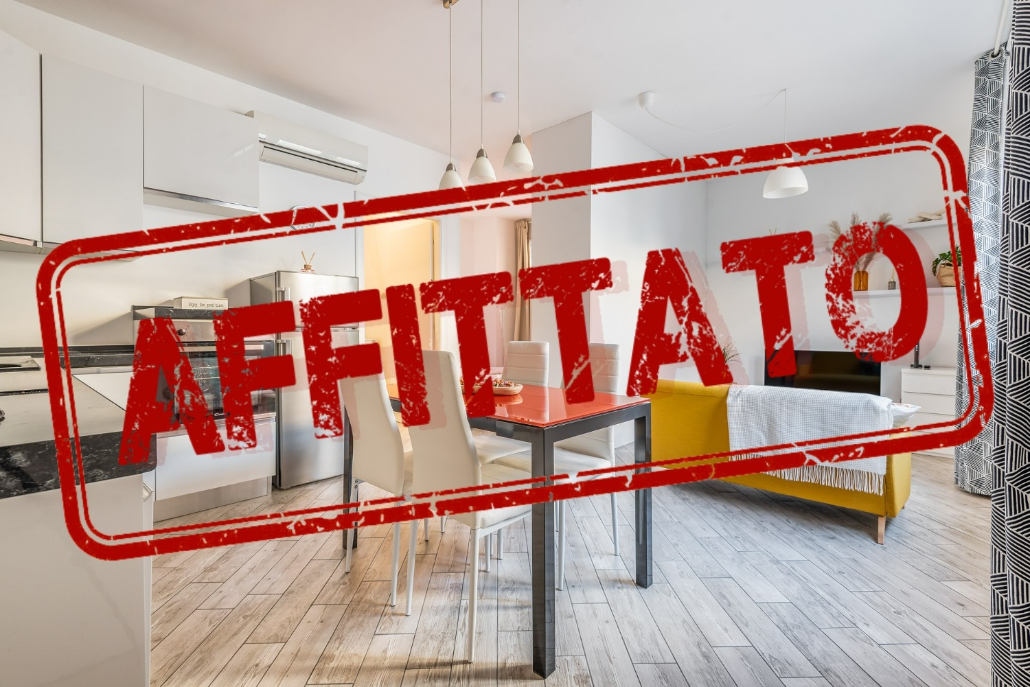 Monolocale con box auto, zona Fondazione Prada