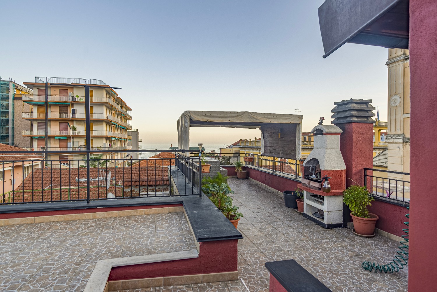 RUSTICO TERRATETTO CON TERRAZZA VISTA MARE