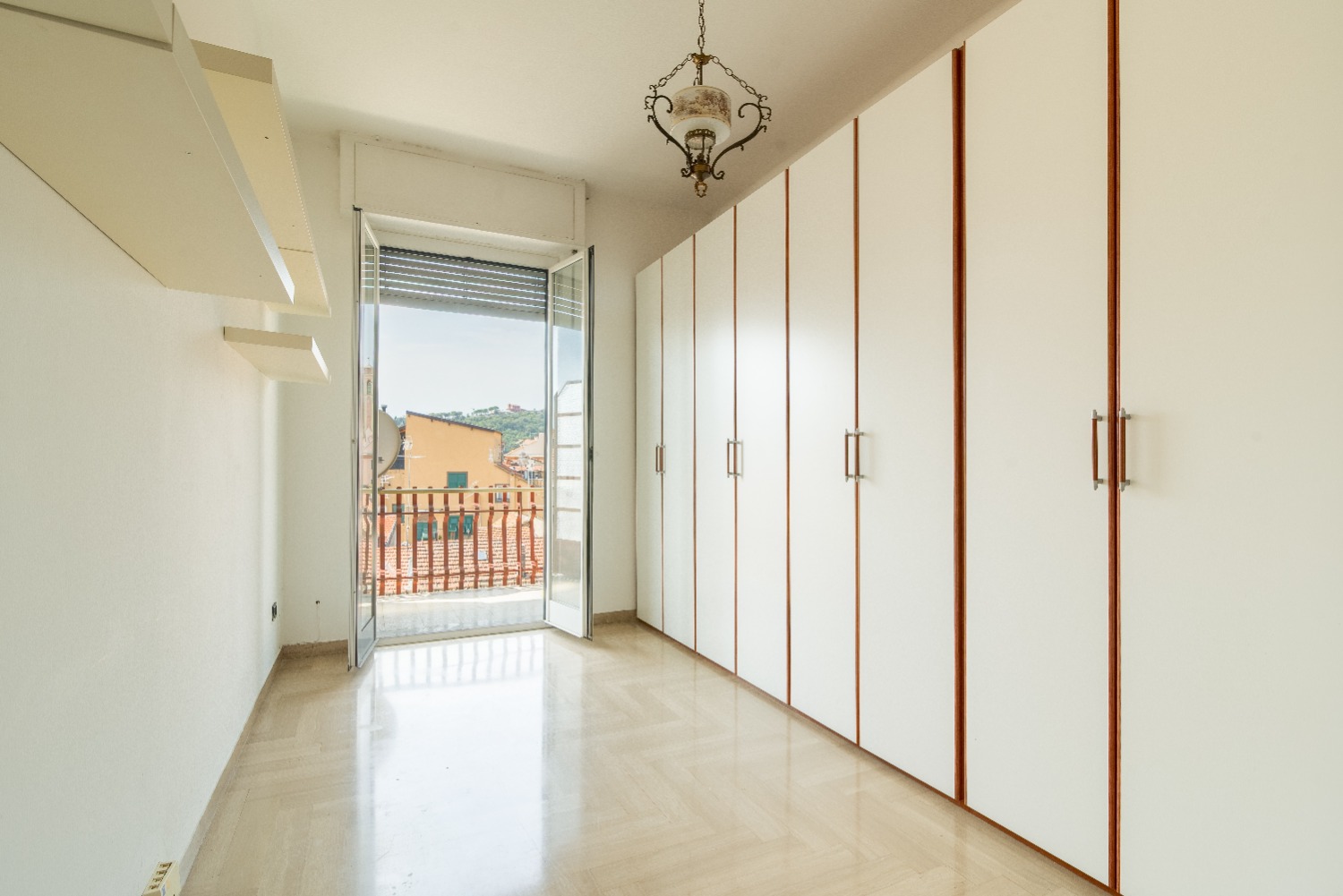 Gallery 6