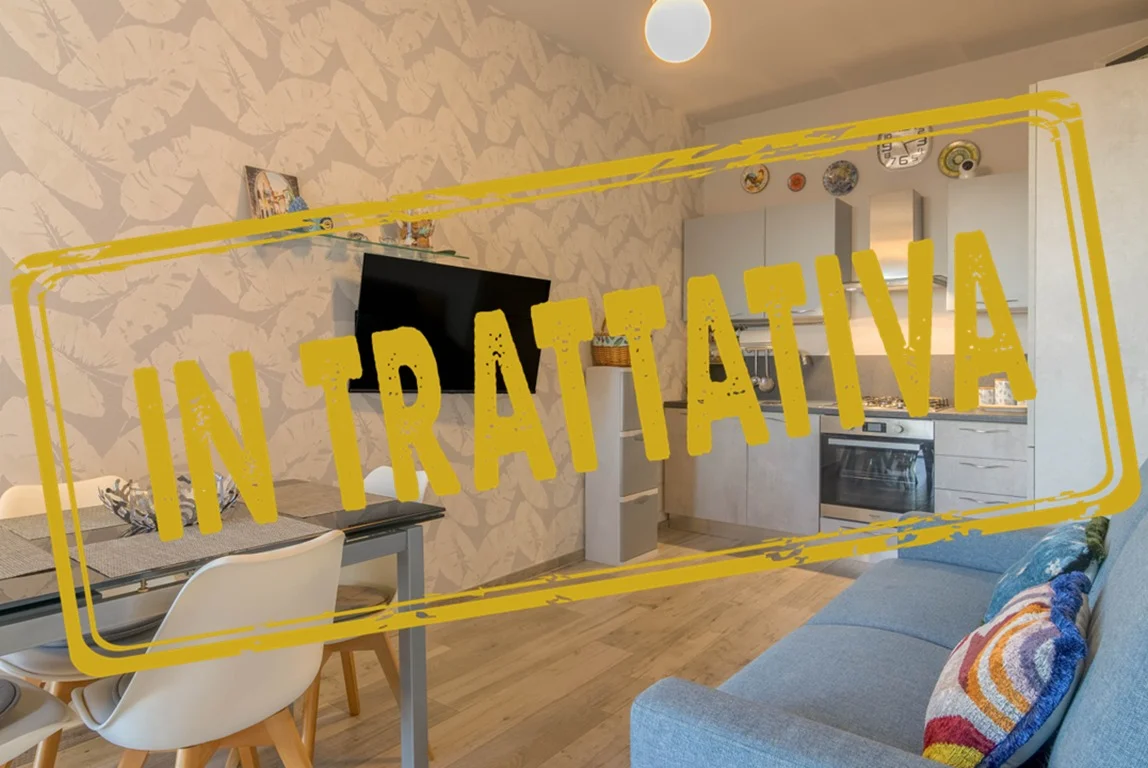 BILOCALE RISTRUTTURATO CON VISTA MARE