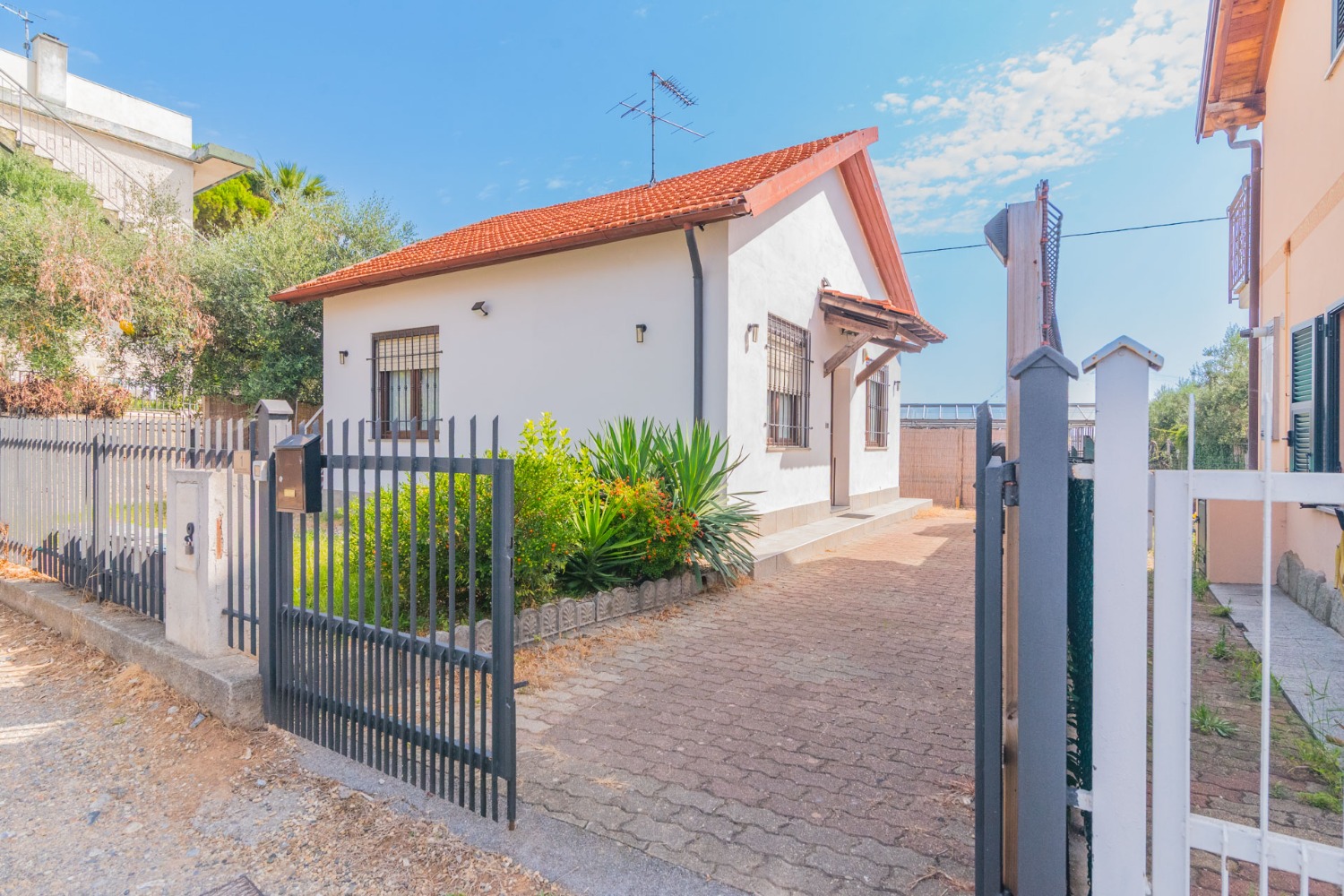 OCCASIONE UNICA– VILLINO INDIPENDENTE RISTRUTTURATO