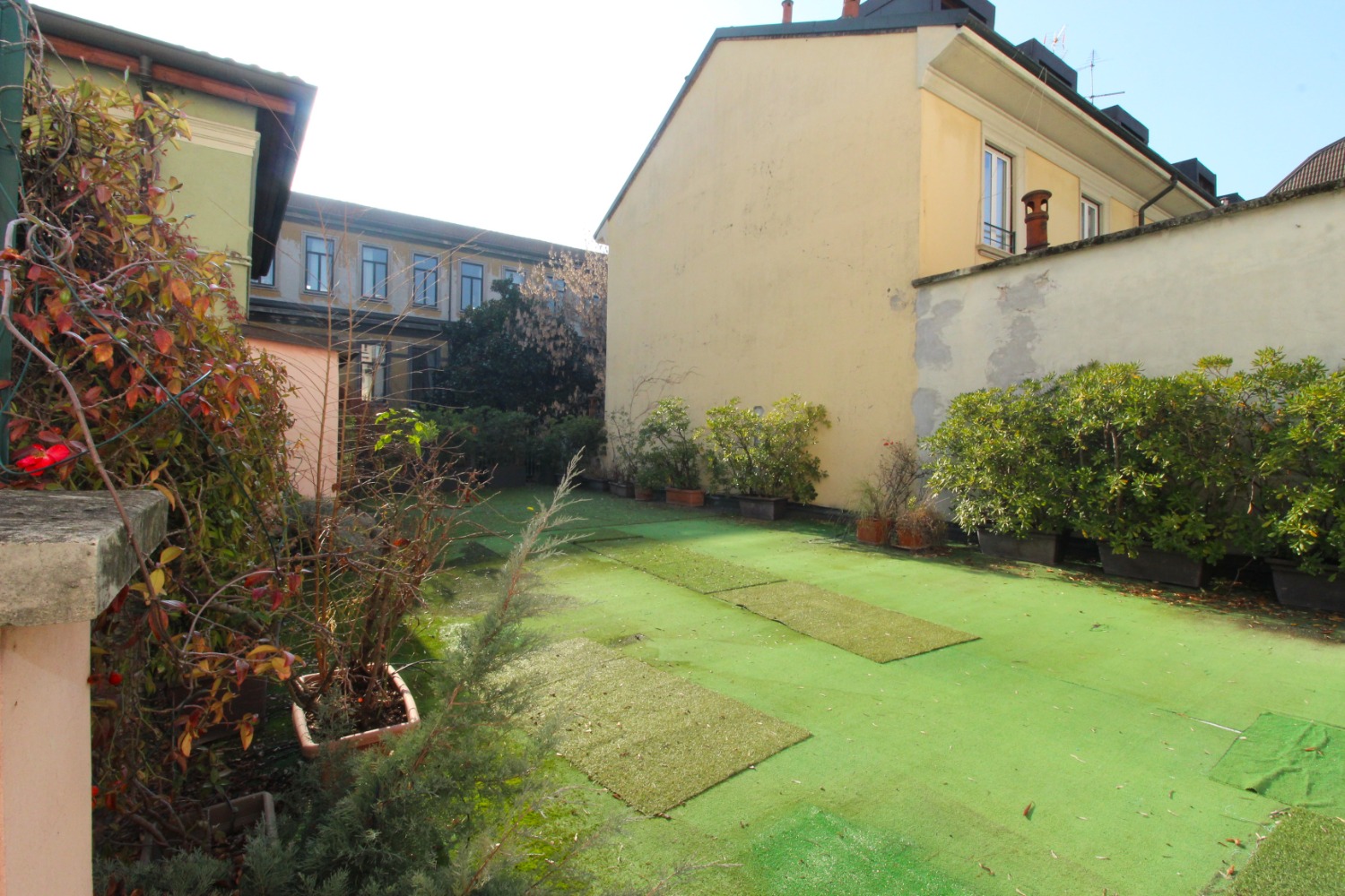 Ampio quadrilocale con terrazzo, zona Crocetta