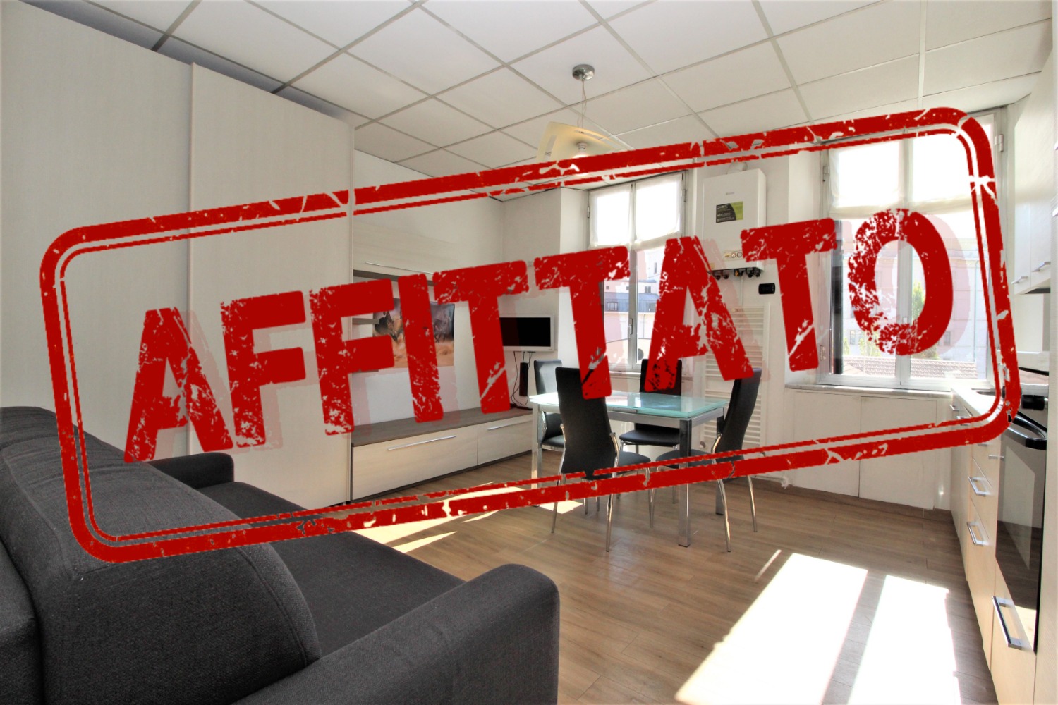 Monolocale piano alto in Porta Romana