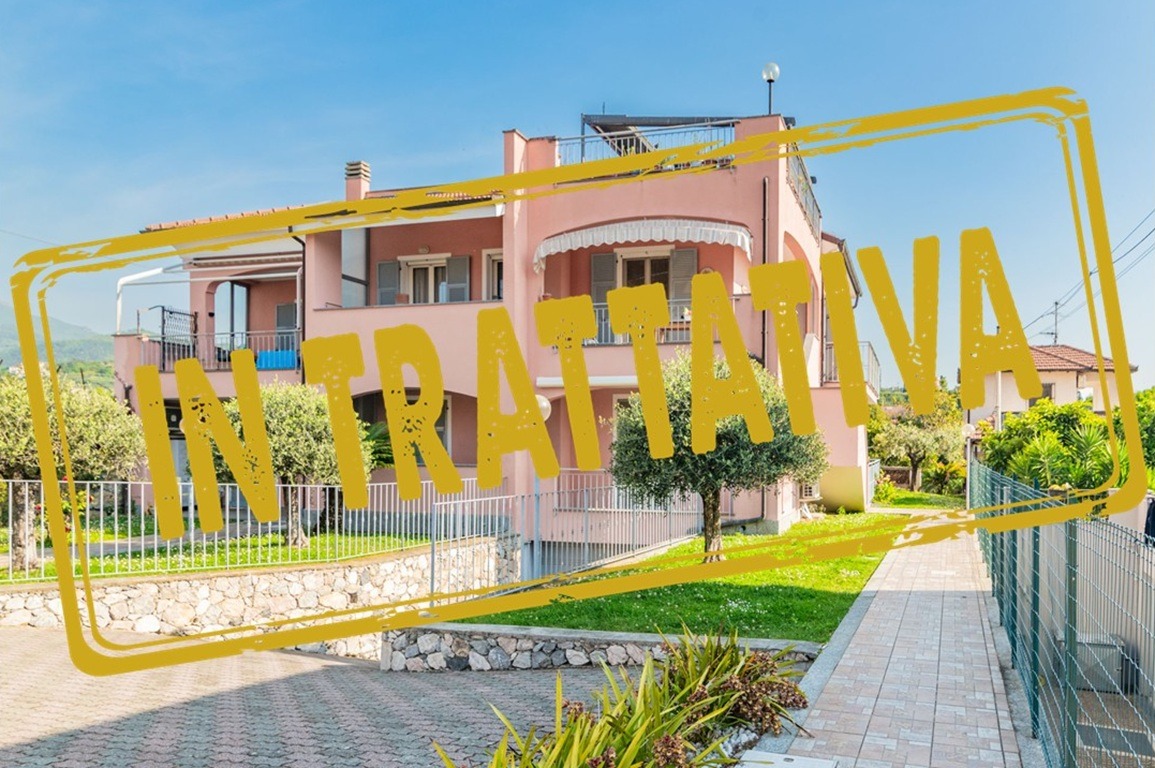 Trilocale in villa con terrazza e posto auto coperto!