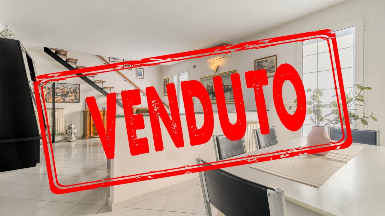 TRILOCALE CON INGRESSO INDIPENDENTE E AMPIA MANSARDA