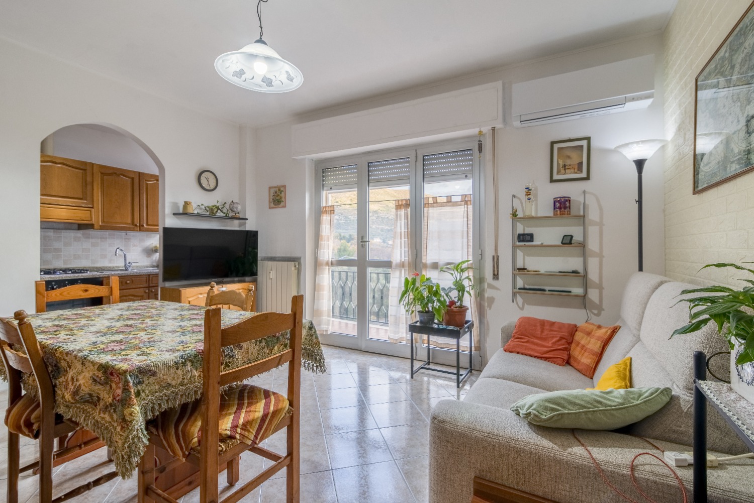 Trilocale spazioso con Box auto