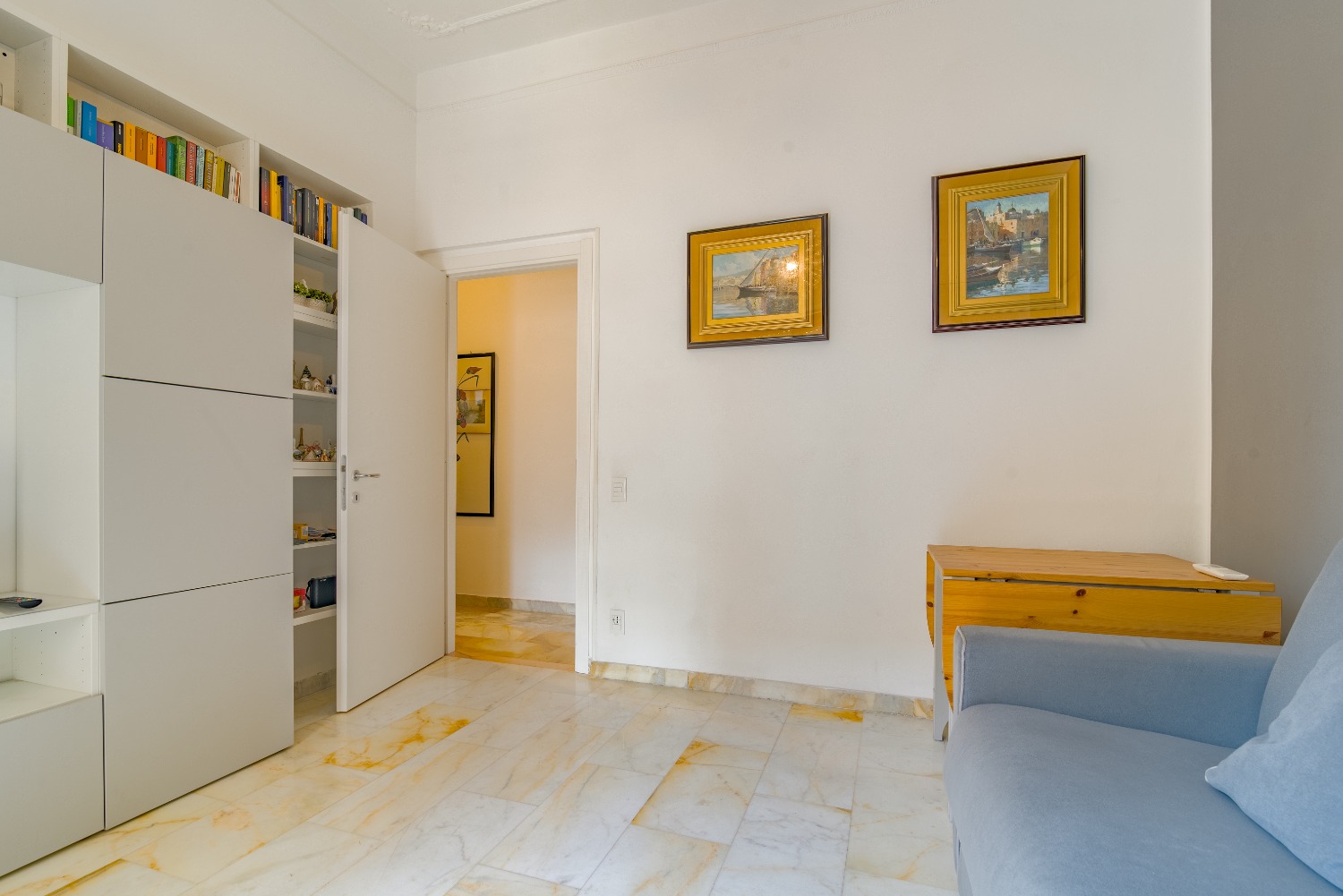 Gallery 5