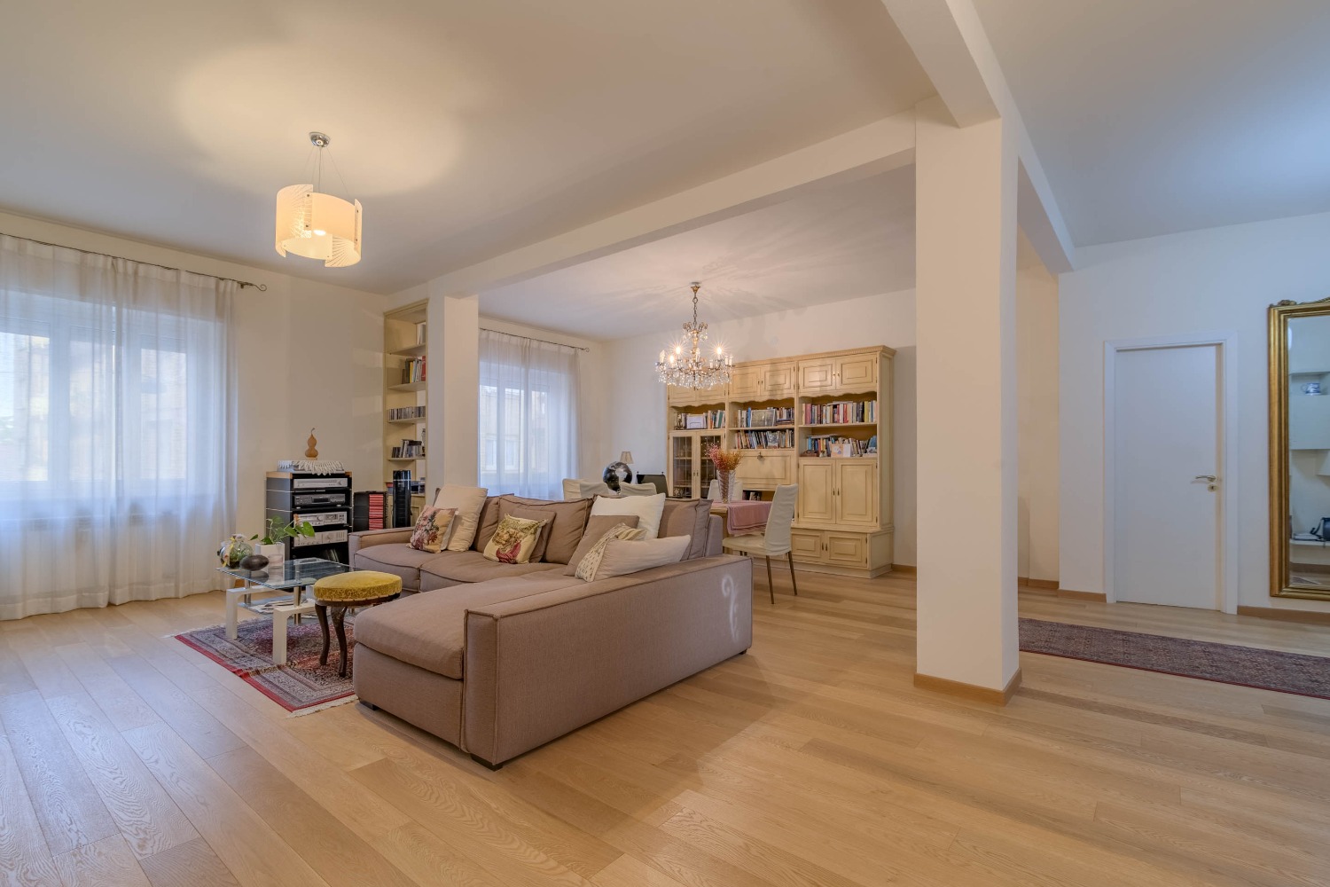 QUADRILOCALE IN CENTRO!