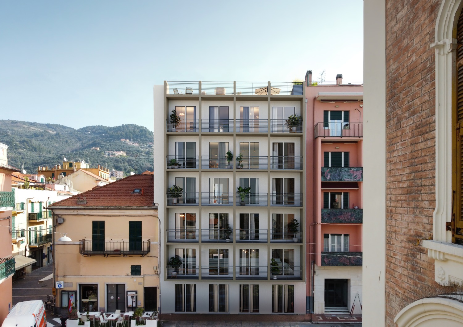 LOCALE COMMERCIALE IN VENDITA A FINALE LIGURE